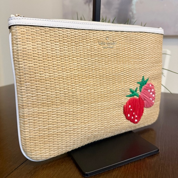 Kate Spade Picnic In The Park large zip pouch - Picture 3 of 5